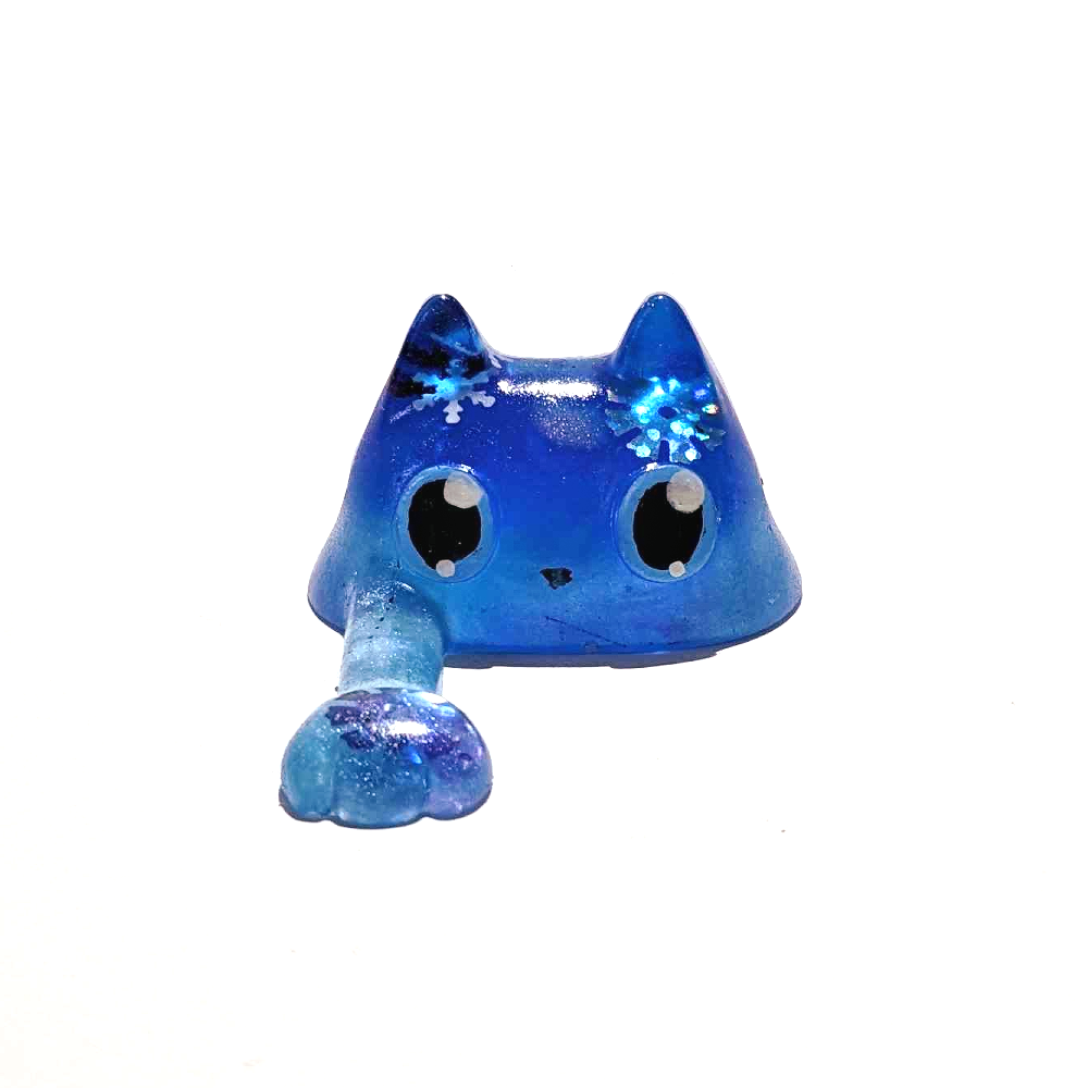 First Snow Grabby Cat Figure #1